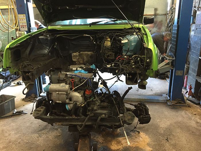 Bill Rallye Engine removal